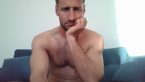chrisaron online show from 23, 4, 2026