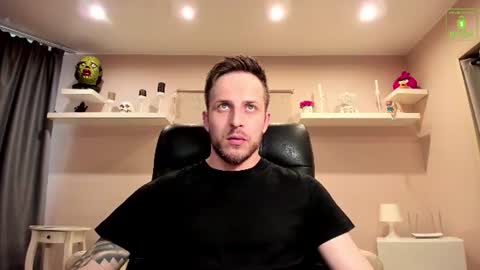 Snapshot of chriscarrey chatting on 7, 7, 2026 Chris online show from 7, 7, 2026