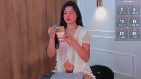 Chrishell online show from 8, 1, 2025