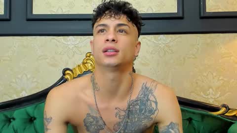 Chris online show from 8, 10, 2025