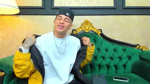 Chris online show from 9, 10, 2025