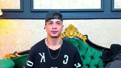 Chris online show from 22, 10, 2025