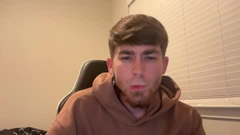 chrisoncam01 online show from 21, 10, 2025