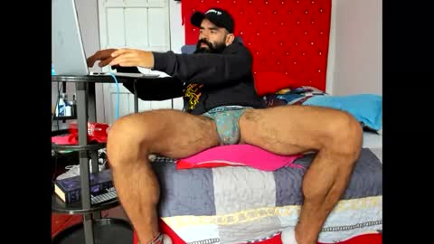 chriss_evanss_ online show from 21, 12, 2025