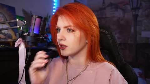 chriss_foxx online show from 7, 3, 2025