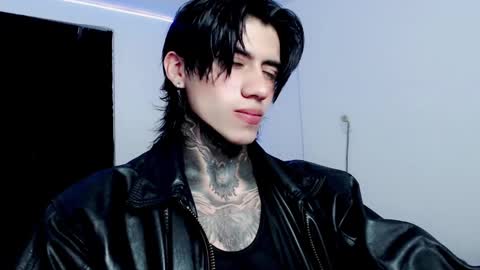 Snapshot of chriss_opp chatting on 6, 2, 2025 CHRIS  INDEPENT MODEL online show from 6, 2, 2025