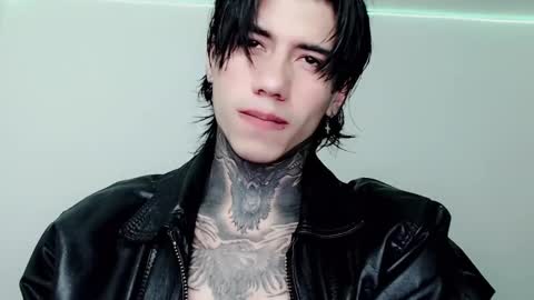 Snapshot of chriss_opp chatting on 8, 3, 2025 CHRIS  INDEPENT MODEL online show from 8, 3, 2025