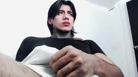 Snapshot of chriss_opp chatting on 9, 3, 2025 CHRIS  INDEPENT MODEL online show from 9, 3, 2025