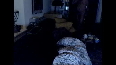 Snapshot of chrissell chatting on 16, 12, 2025 chrissell online show from 16, 12, 2025