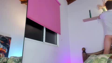 Snapshot of chrisstianford chatting on 17, 10, 2025 Hi dont forguet to follow me online show from 17, 10, 2025