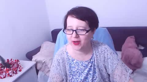 Christa online show from 5, 1, 2025