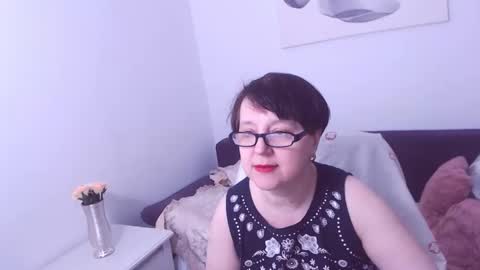 Christa online show from 9, 3, 2025