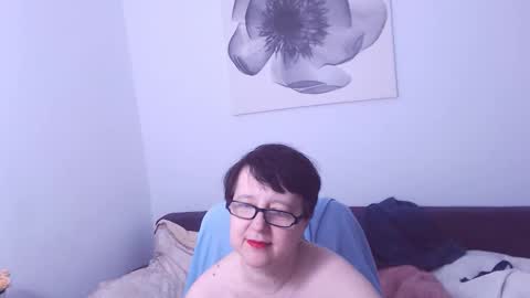 Christa online show from 9, 10, 2025