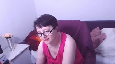 Christa online show from 15, 10, 2025