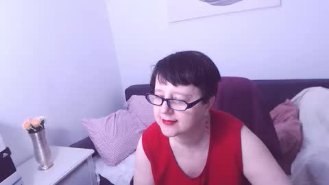 Christa online show from 31, 10, 2025