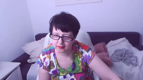 Christa online show from 6, 4, 2026