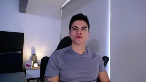 Snapshot of christianvalenzia chatting on 13, 11, 2025 Christian online show from 13, 11, 2025