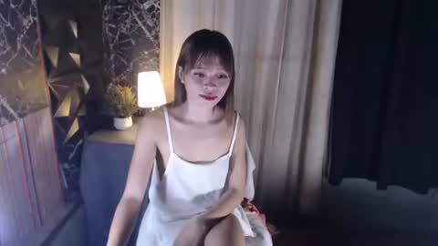 Snapshot of christin_gray chatting on 10, 9, 2025 christin_gray online show from 10, 9, 2025