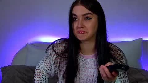 Christina online show from 24, 2, 2025