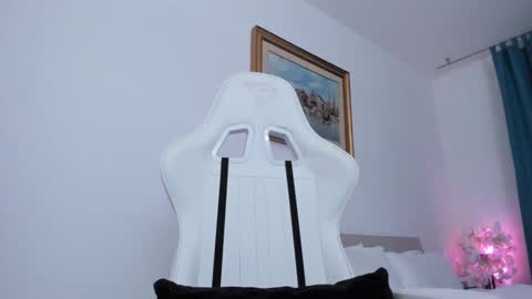 Hi im Christine online show from 16, 12, 2024