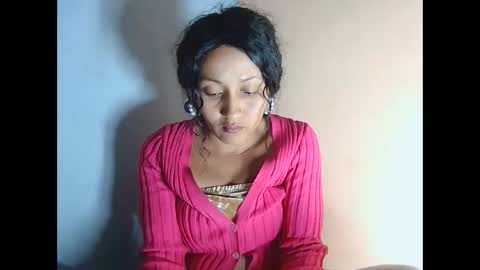 christine213 online show from 5, 10, 2025