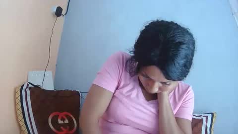 christine213 online show from 1, 11, 2025