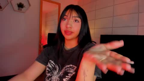 Snapshot of christine_harper chatting on 6, 2, 2026 Christine online show from 6, 2, 2026