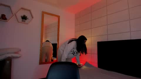 Snapshot of christine_harper chatting on 9, 2, 2026 Christine online show from 9, 2, 2026