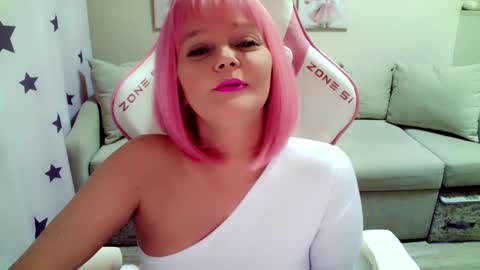 Christi online show from 9, 2, 2025