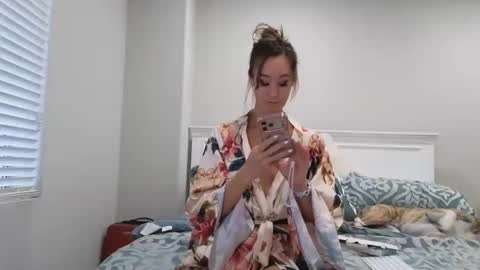 Snapshot of christy_love chatting on 18, 5, 2026 Christy Love online show from 18, 5, 2026