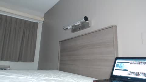 ChrisVacherx online show from 25, 1, 2025