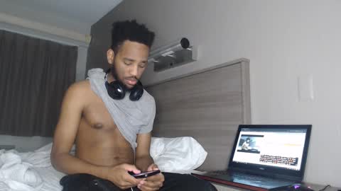 ChrisVacherx online show from 12, 2, 2025