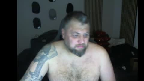 Snapshot of chrizz80 chatting on 23, 12, 2025 Chrizz online show from 23, 12, 2025