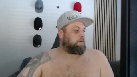 Snapshot of chrizz80 chatting on 17, 1, 2026 Chrizz online show from 17, 1, 2026