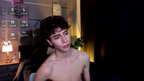 chrristopher77 online show from 3, 10, 2025