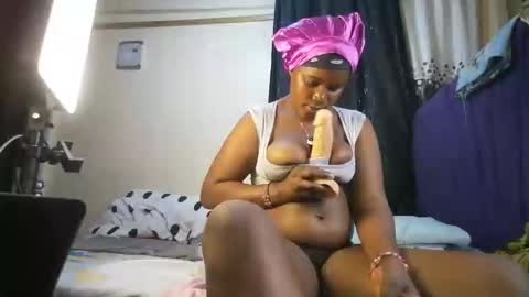 Snapshot of chubby_flora chatting on 24, 4, 2026 Flora online show from 24, 4, 2026