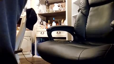 Snapshot of chubbyhubbyy420 chatting on 13, 1, 2025 ChubbyHubby420 online show from 13, 1, 2025