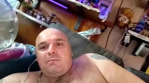 Snapshot of chubbyman44 chatting on 31, 5, 2026 chubbyman44 online show from 31, 5, 2026