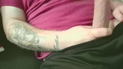 Snapshot of chuckd306 chatting on 7, 10, 2025 chuckd306 online show from 7, 10, 2025