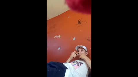 Snapshot of chuky19cm chatting on 25, 5, 2026 chuky19cm online show from 25, 5, 2026