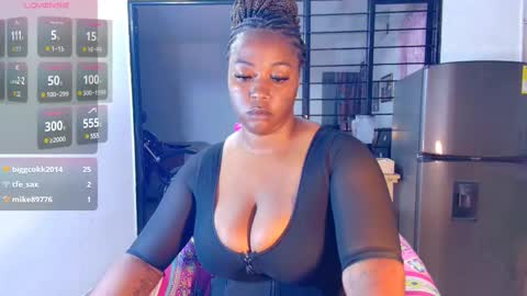 Snapshot of ciaraebonyxxx chatting on 11, 3, 2025 ciaraebonyxxx online show from 11, 3, 2025