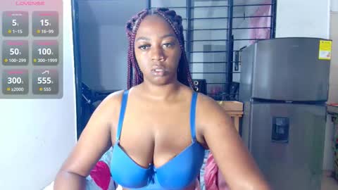 Snapshot of ciaraebonyxxx chatting on 15, 10, 2025 ciaraebonyxxx online show from 15, 10, 2025