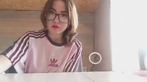 Snapshot of cicelyphaup chatting on 25, 6, 2026 Olivia online show from 25, 6, 2026