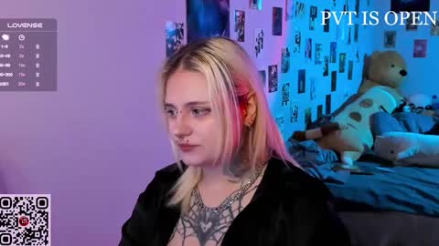 Snapshot of cigaretteduringsex chatting on 16, 12, 2025 Helen and Teya online show from 16, 12, 2025