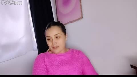 Ciindy Lovers online show from 17, 9, 2025