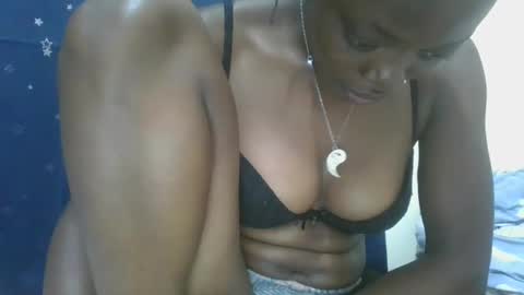 Snapshot of cilia_petite chatting on 11, 2, 2025 cilia petite online show from 11, 2, 2025