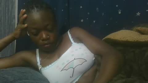 Snapshot of cilia_petite chatting on 16, 2, 2025 cilia petite online show from 16, 2, 2025