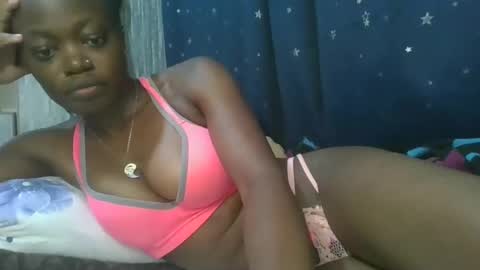 Snapshot of cilia_petite chatting on 1, 3, 2025 cilia petite online show from 1, 3, 2025