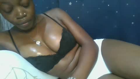 Snapshot of cilia_petite chatting on 3, 3, 2025 cilia petite online show from 3, 3, 2025