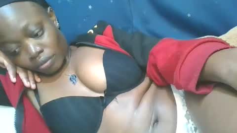 Snapshot of cilia_petite chatting on 16, 9, 2025 cilia petite online show from 16, 9, 2025